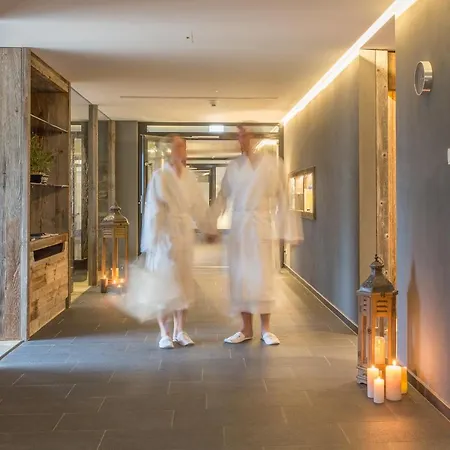 Graseck - Mountain Hideaway & Health Care 4* جارمش بارتنكيرشن
