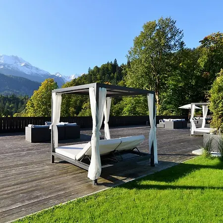 Graseck - Mountain Hideaway & Health Care فندق جارمش بارتنكيرشن