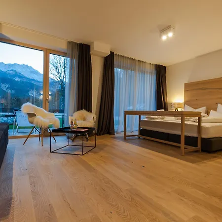 Graseck - Mountain Hideaway & Health Care