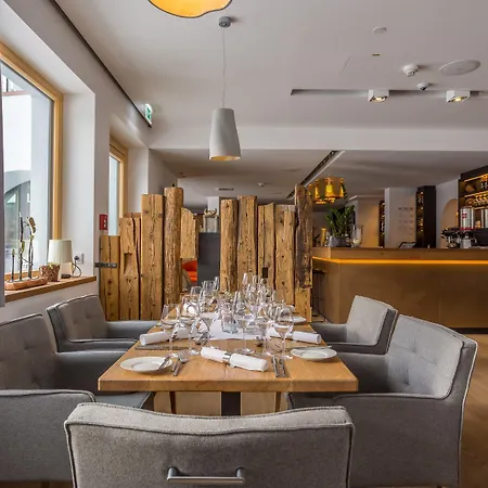 Graseck - Mountain Hideaway&health Care