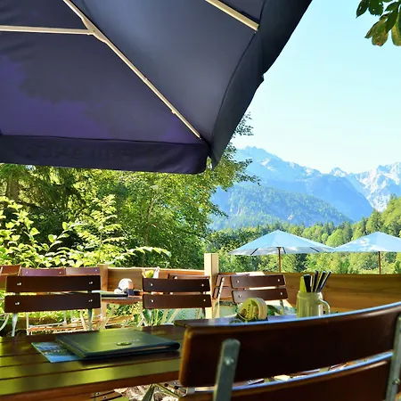 Graseck - Mountain Hideaway & Health Care Hotel